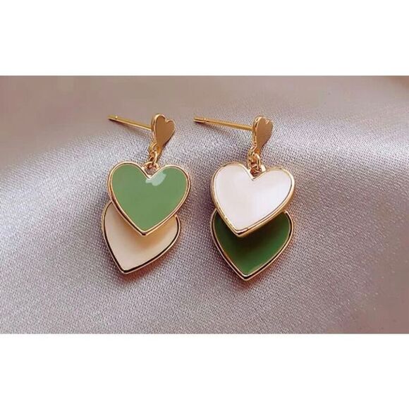 NWT Green Milky White Two-Toned Double Heart Boho Dangle Earrings - Picture 8 of 10